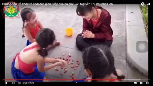 Hướng dẫn trò chơi   Gắp cua bỏ giỏ  - Giáo viên: Nguyễn Thị Phương Hoa